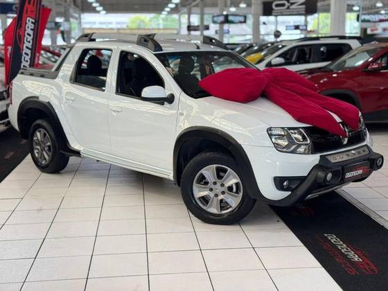 RENAULT DUSTER OROCH 2.0 16V FLEX DYNAMIQUE 4P AUTOMÁTICO